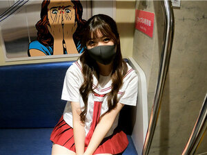 無修正FC2 PPV 1898831 【つい最近まで女子●生】18歳のみゆちゃんと初体験の電車フェラ、エッチな水着でぬるぬるローション生ハメプレイ！