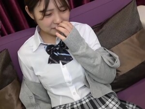 無修正FC2 PPV 2659962 -A歌手を目指す18歳Fカップ中退●K。色白で美巨乳な癒し系のおっとり少女が一転、追撃ピストンでイキまくり乱れま