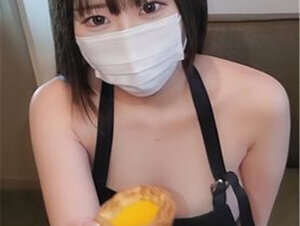 無修正FC2 PPV 2708760 -A夢追う巨乳カフェ店員。身バレの相談を受けた後ホテルへ※流失防止の為本数限定。