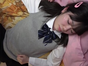 無修正FC2 PPV 2767383-B 18歳の無垢な少女はまだまだ純粋無垢だった。純情マンコは今回も精子で汚されたのだった