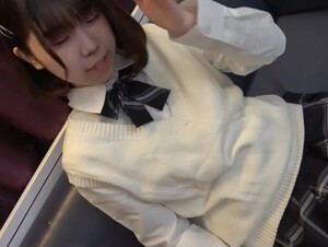 無修正FC2 PPV 3106927 -Aアイドル志望の10代学生。色白スレンダーの発育中マンコはまだ未使用なのに愛液たっぷり。「生で挿れるのこわいよ