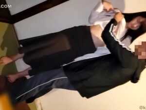 無修正FC2 PPV 3187579 【個人】スレンダー長身美脚の奥さん、個室居*屋でフェラチオさせ、ホテルに移動して汗だくになるまで激しくピストン