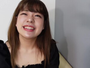 無修正FC2 PPV 3198930 輝く笑顔の20歳のJD。純粋な妹系女子が大きく頬張り深く咥えるねっとりフェラで大人の汚れたチンポをジュボジュボ即
