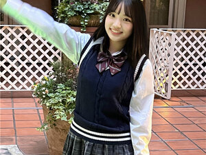 無修正FC2 PPV 3269515 J系カレッジ四国代表のみずきちゃん！その爆発的かわいさは、うるうるの瞳にあった！なのに剛毛というギャップを見た