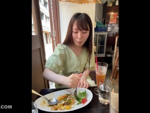 無修正FC2 PPV 3437395 未来ちゃんとランチをしてからのフェラ１０分我慢選手権！フェラでの射精を１０分我慢できたら中出しエッチです
