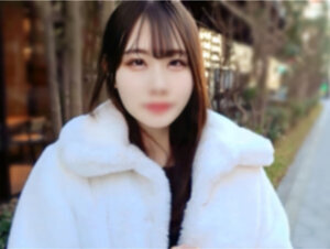 無修正FC2 PPV 4311634 【無】長身173cm色白Eカップの美女と定期的にハメたくなったので電話して呼び出してみました！待ち合わせ