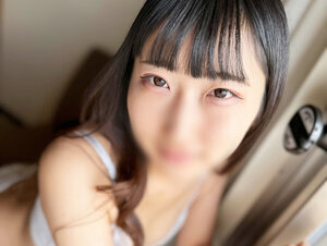 無修正FC2 PPV 4480355 【無】小柄で華奢な体つき、大人しそうな第一印象とは裏腹に感じやすく何度も絶頂するセフレ。求める二人は