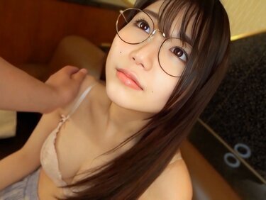 無修正FC2 PPV 4631457 名門理科大の華、ここにあり。リケジョ応援中出し。名門大学在学中の偏差値65の天才的19才を撮影。