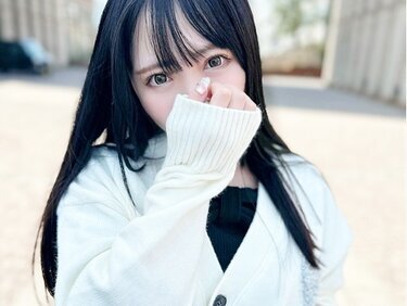 無修正FC2 PPV 4663929 おっぱい好きなの？？黒髪の小悪魔が授.にゅう手コキでオジサン翻弄www「我慢汁凄いよぉ♡」真っ白な柔肌を密着