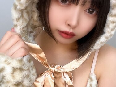 無修正FC2 PPV 4679222 「気持ち良い事が大好き」セックスとオナニーが大好きな変態美人と生ハメセックス　イラマも大好きなドМで最高