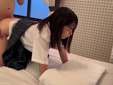 無修正FC2 PPV 4740770 【5日間のみ限定半額】制服ちゃんとのプライベートセックスを公開します