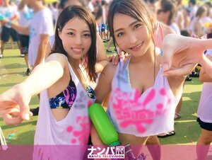 素人動画200GANA-2143 ファ●ファ●スプラッシュナンパ！ パリピの集まるずぶ濡れフェス！ノリよく過ごせばギャルと飲める！車で送るよとホテルに連れ込めば