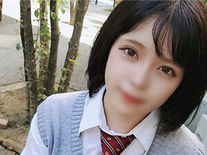 無修正FC2 PPV 2359625 初撮影！！個数限定！【無修正】天真爛漫で従順な美少女を密室に連れ込み淫行中出し！！普段は真面目なふりして