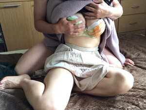 無修正FC2 PPV 2442219 【11・19本日限定2930pt→930pt】妊活に必要と貸したお金が返ってこないので、外の様子をうかがって、強制自宅訪問