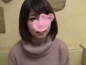 無修正FC2PPV-783770 初撮り♥完全顔出し♥色白Ｅカップ美巨乳♥アイドル並みに可愛い美少女18歳が卒業記念に生中出しセックス♥10代の超敏感