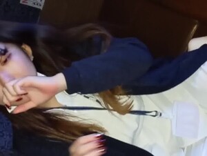 無修正FC2 PPV 2477423 -B 好評な為！「＃12-2」現役看護師さんを仕事着でハメ撮りしました。剛毛まんこに大量中出し♡両想い