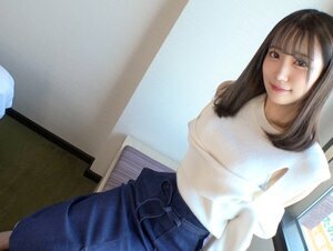 素人動画SIRO-4716 【初撮り】【白肌スレンダー】【上目遣い奉仕】法学部に通う現役JDが登場。おじさま好きの若者は、ねっとりとした愛撫に可愛い顔を蕩けさせ