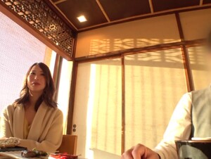 素人動画348NTR-038 アダルトショップで羞恥プレイを楽しむ変態カップル発見wかなり年の差を感じるが、彼は彼女より20以上も上