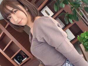 素人動画SIRO-4698【初撮り】【美淑女の潮吹き】【高身長×美脚】大人の色気を醸し出す清楚な雰囲気のウェディングプランナーが登場