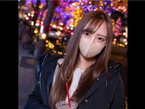 無修正FC2 PPV 2542105 初撮影！！【新シネマ画風】個数限定！【無修正】生意気そうな女子大生と夕方の街並みを黄昏デート