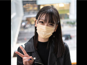 無修正FC2 PPV 2559945 初撮影！【新シネマ画風】個数限定！【無修正】早く大人になりたくて！精一杯背伸びした黒髪現役女子大生に２回