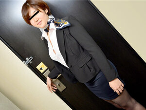 10musume 011222_01 天然むすめ 011222_01 ムチムチキャビンアテンダント ～貴方のジャンボに早く乗りたい～