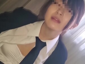 無修正FC2 PPV 2688041 -A県立普通科②美術部の美少女。進学資金のため人生初○交、初イキ、初ハメ撮り。