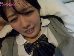 無修正FC2 PPV 2718525 ※顔出し※期間限定1980pt※過激すぎて削除されたさくらちゃん真性ドМ中出し調〇二日目。携帯縦画面Ver！