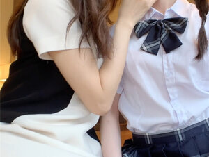 無修正FC2 PPV 2735794 【永久保存版】国民的美少女のあの子と大人の色気が出てきたみずきさん入り乱れるふたつのおま○こ幼いカラダへ大量