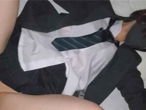 無修正FC2 PPV 2862141 【本日限定】県立普通③美脚のバンド少女・華奢な身体を震わせ激しく喘ぎ痙攣マンコから中出し精子を垂れ流す