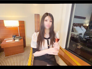 無修正FC2 PPV 2881223 【完全顔出し】【美しさをを漂わせる美女の品格】美貌と色気を兼ね揃えた美女が一室で感度抜群のイキ姿が映し出