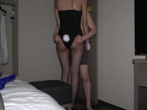 無修正FC2 PPV 2950054 -B 今度はバニーガールのガールズバー!?神スタイルのグラドルを応援・生中出し