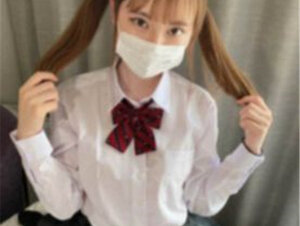 無修正FC2 PPV 2995293 -A 好評につき「#9-3」お人形さんの様な現役。垢抜けて可愛くなった姿に大興奮！！思春期の肉体に連続中出し♡両想い