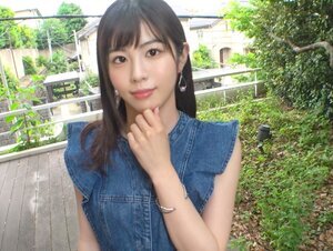 素人動画SIRO-4946 【オナニー狂い】時には一日中してしまうこともあったほどのオナニー大好き美少女。カメラの前で、フェラしながら