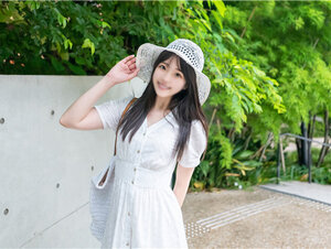 無修正FC2 PPV 3006635 顔出し！！シネマ画風！【無修正】個数限定！！ちょっぴり大人になった19歳の無邪気で可憐な色白女子大生！