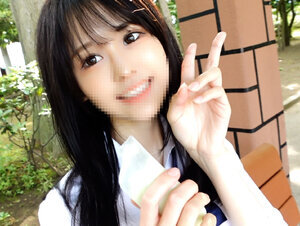 無修正FC2 PPV 3020415 初撮影！完全顔出し！！【無修正】清楚可憐なあざと可愛いアイドルフェイスの美◯女女子◯生