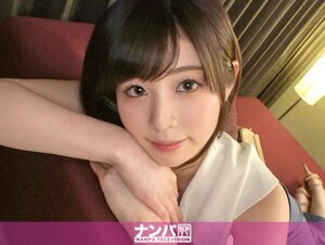 素人動画200GANA-2762 マジ軟派、初撮。 1835 有楽町でナンパした仕事終わりのお姉さん！ほろ酔いでホテルまでついてきた彼女にそっと