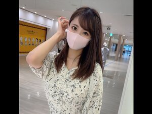 無修正FC2 PPV 3080731 初撮影！！ 【無修正】女子大に通う愛嬌満点のふわふわFcup美巨乳優等生！！桃色のエプロンを身につけ隠しきれない巨乳