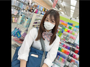 無修正FC2 PPV 3081582 初撮影！！個数限定！【無修正】合唱部のコンクールに向け直向きに練習に励む女子生徒を部活帰りに呼び出しゴム無し膣内射精