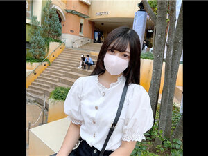 無修正FC2 PPV 3105666 初撮影！！個数限定【無修正】捕まえた美◯女は坂道系のツンデレ女子大生！！黒髪ロングヘアーを乱し僕の股間に頭