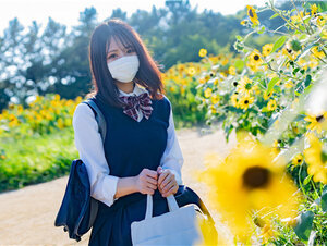 無修正FC2 PPV 3129196 【無修正】幼さの残る色白清楚なFcup美◯女女子◯生・・・慣れない手つきで男性器を挟み込み揺れる美巨乳を堪能