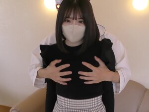 無修正FC2 PPV 3139242 -A 経験人数１人、フォロワー１０万人超のかりんちゃん！大人の世界に憧れ背伸びしたくなるお年頃のEカップ美乳