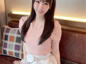 無修正FC2 PPV 3166734 【無修正】これで最後です!! 芸能人並みにカワイイ清楚系美女なのに毎回中出し懇願してくる憧れのえみりちゃんの膣奥