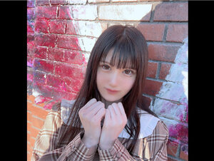 無修正FC2 PPV 3184507 初撮影・顔出し！！3日間限定1980pt！！【無修正】保育園では心優しい人気の美人先生をひとけの無い路上で肉棒を