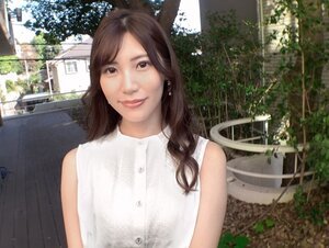 素人動画SIRO-5036 【きっと久しぶりであろうチ○ポに大興奮】結婚を控えた165cm長身美女、セックスレスの旦那には見せないであろうダイナミ