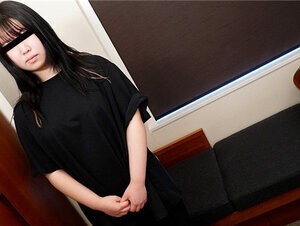 10musume 040123_01 天然むすめ 040123_01 初心な女の子と思いきや赤い下着にパイパンマンコで中出しまでしちゃいました！田所三久