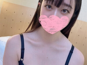 無修正FC2 PPV 3239447 黒髪清楚・清純可憐な美**を言葉巧みに騙し撮影、色々な体位で楽しんだ後中出し