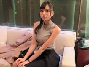 無修正FC2 PPV 3241255 やせ巨乳、しかもまだ学生。家庭教師アルバイトのFカップ19歳に顔射、口内射精、無許可中出しの3連発。