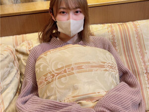 無修正FC2 PPV 3249745 田舎の女の子と会ってきました！やっぱり可愛い、超敏感体質、４回ガチイキでブルマ履かせちゃいました、温泉でフェラチオ