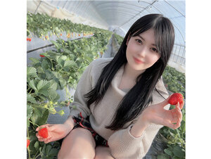 無修正FC2 PPV 3264420 初撮影・顔出しこれぞ秋田美人と言うべき容姿端麗の美しきルックスと新雪の様な美肌に包まれた訳あり美巨乳美女の最初